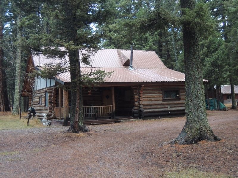 221 2nd Ave, Lincoln, MT 59639