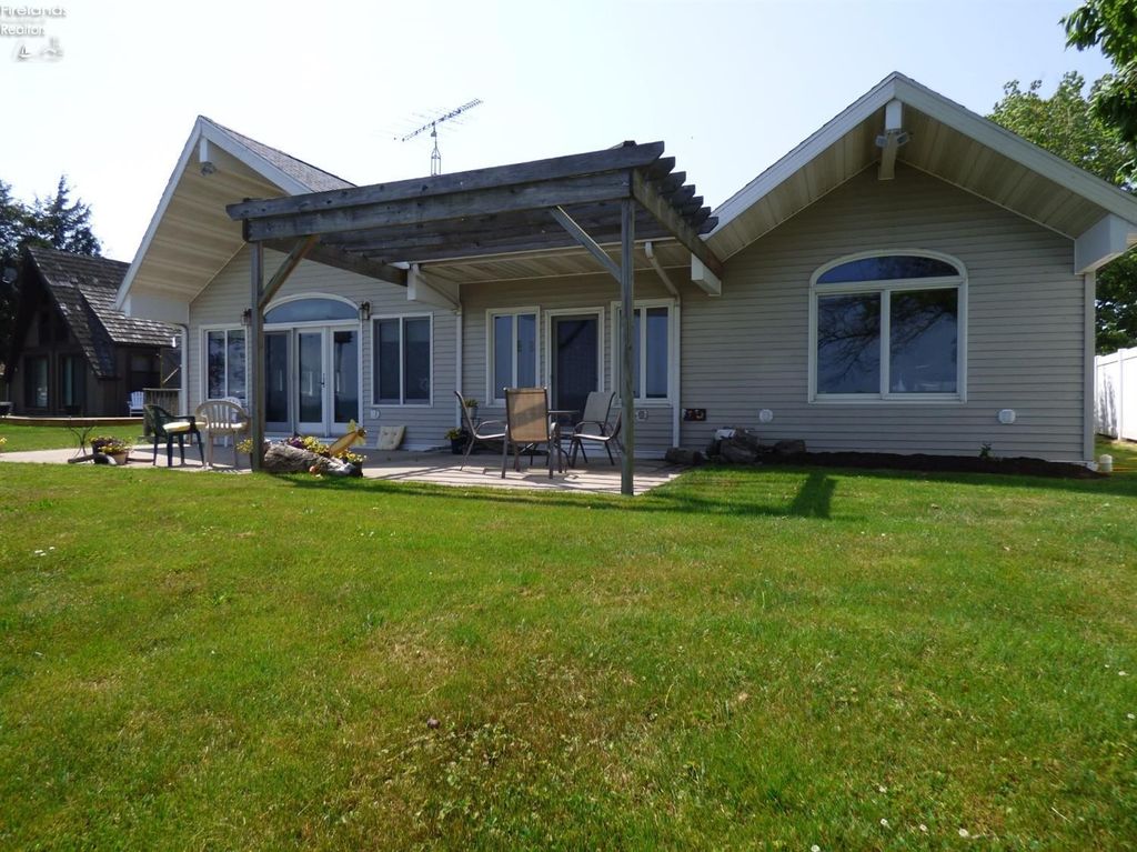 156 Cessna Dr, Put In Bay, OH 43456 Trulia