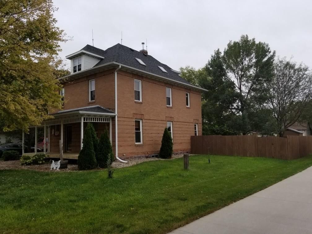 402 W Main St, Parkston, SD 57366 Trulia