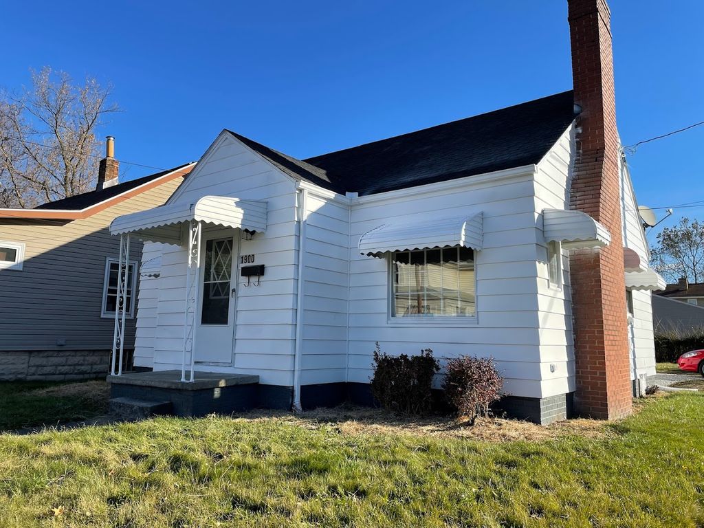 1900 Taft Ave NE, Canton, OH 44705