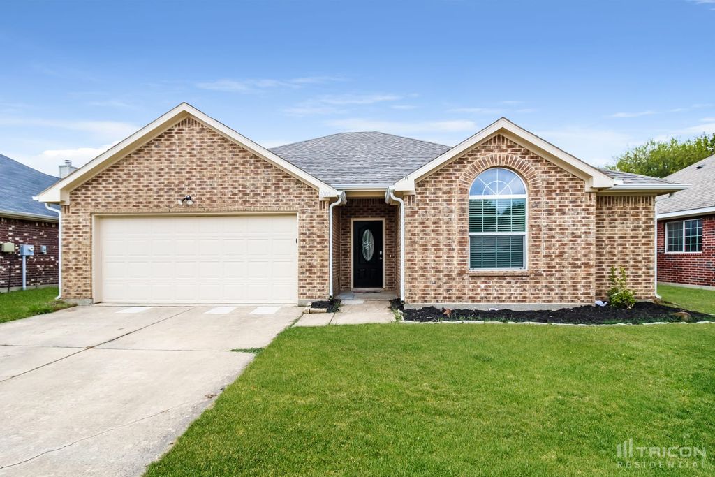 1005 Barbara St, Denton, TX 76209