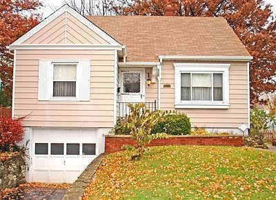 6812 Marvin Ave, N College Hl, OH 45224