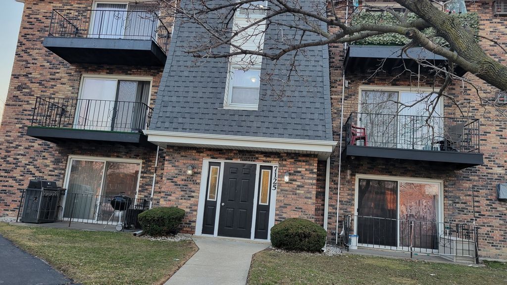 7125 W Oconnell Dr #301, Chicago Ridge, IL 60415