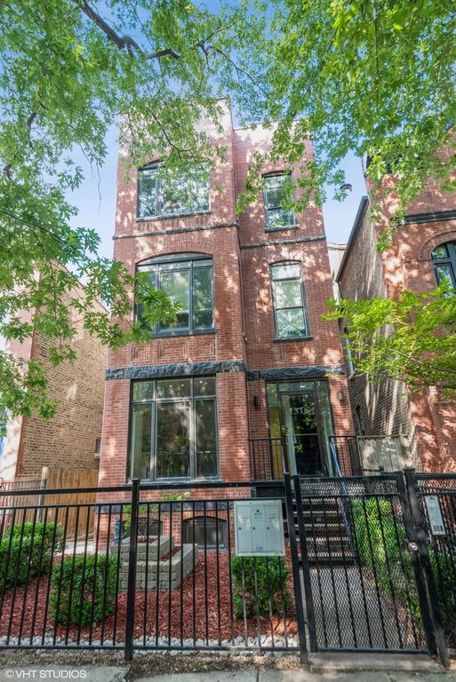 1316 N Oakley Blvd #1, Chicago, IL 60622