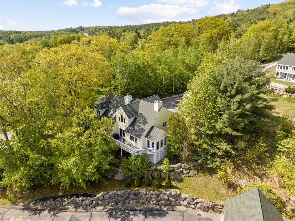 14 Rocky Point Lane, Meredith, NH 03253