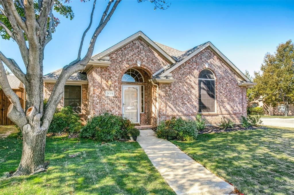 5644 Westwood Ln, The Colony, TX 75056