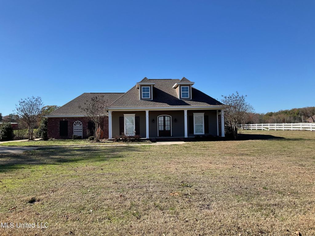 1180 Cindy Dr, Terry, MS 39170 SingleFamily Home for Sale MLS 4065977