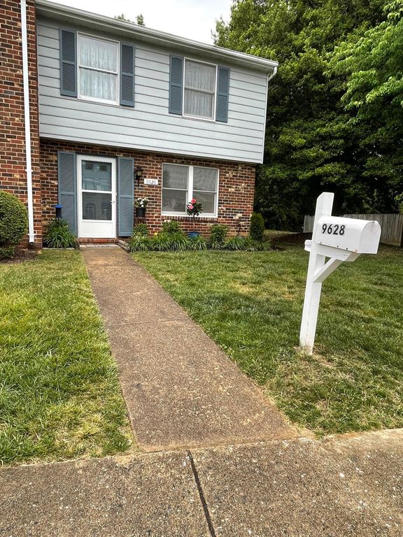 9628 Springfield Woods Cir, Glen Allen, VA 23060
