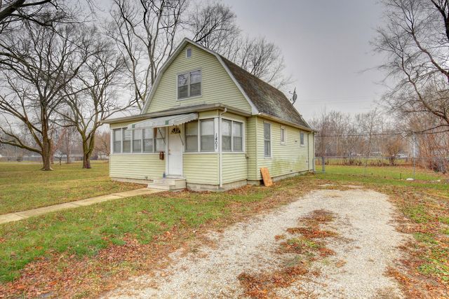 1407 N Market St, Champaign, IL 61820