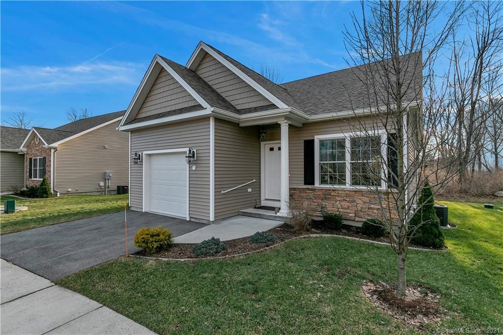 75 N Ct #75, Colchester, CT 06415