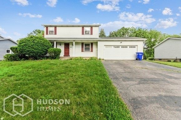 26 Davy Dr, Rochester, NY 14624
