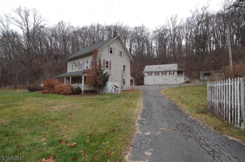 94 Route46, Oxford, NJ 07863