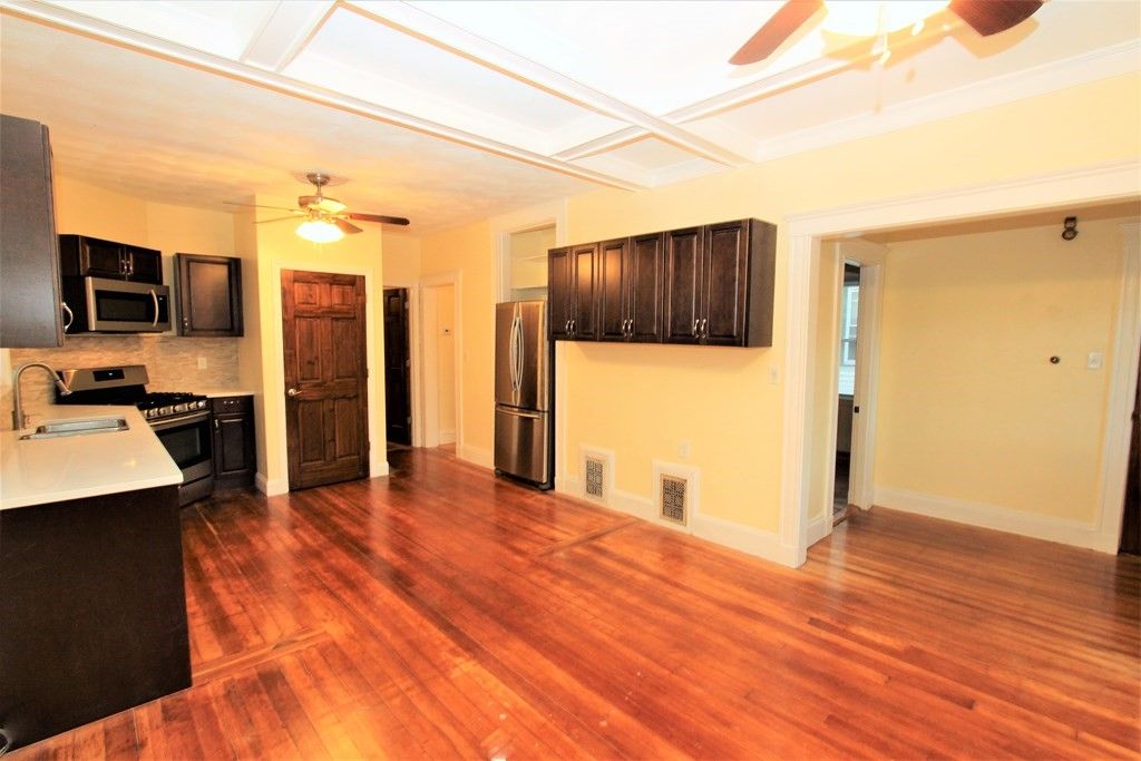 29 Child St #2, Jamaica Plain, MA 02130