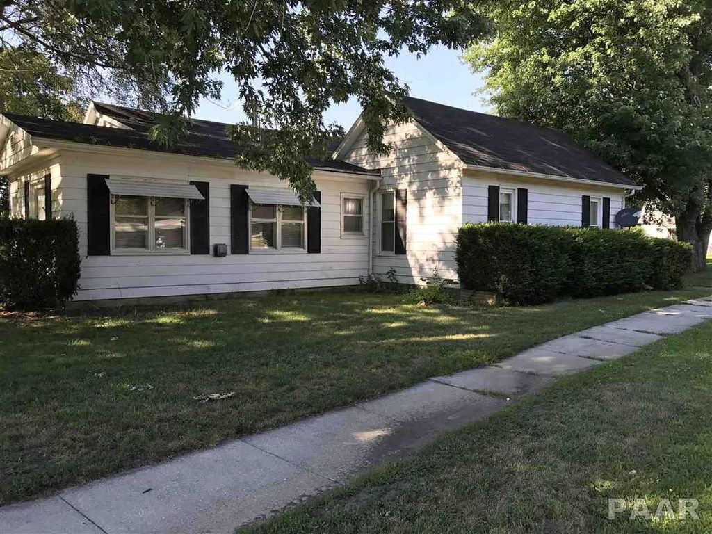 105 E Roberts St, Colchester, IL 62326 Trulia