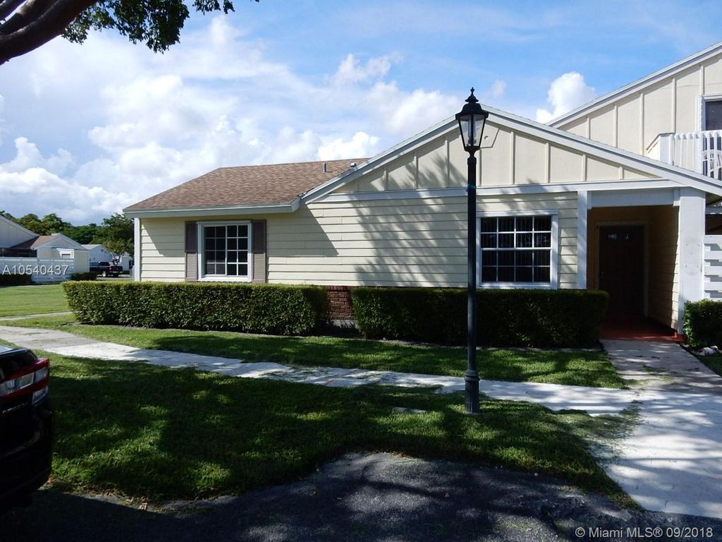 13788 Sw 149th Circle Ln #4-72, Miami, FL 33186