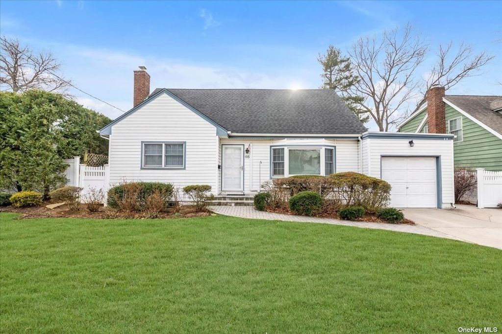 65 Orbach Avenue, Malverne, NY 11565 Trulia