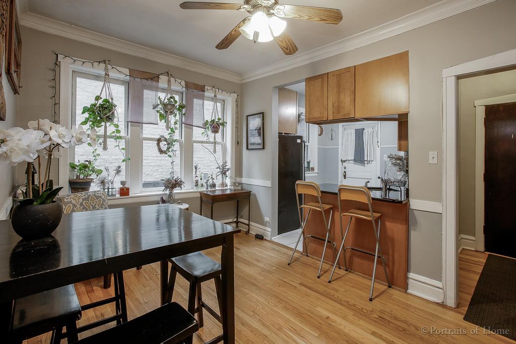 2127 W Pierce Ave #1B, Chicago, IL 60622