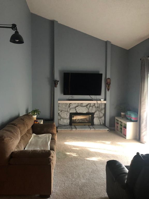4717 W  Lake Sammamish Pkwy SE, Issaquah, WA 98027