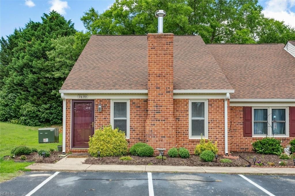 7693 The Points Pl 1005, Gloucester Point, VA 23061 Trulia