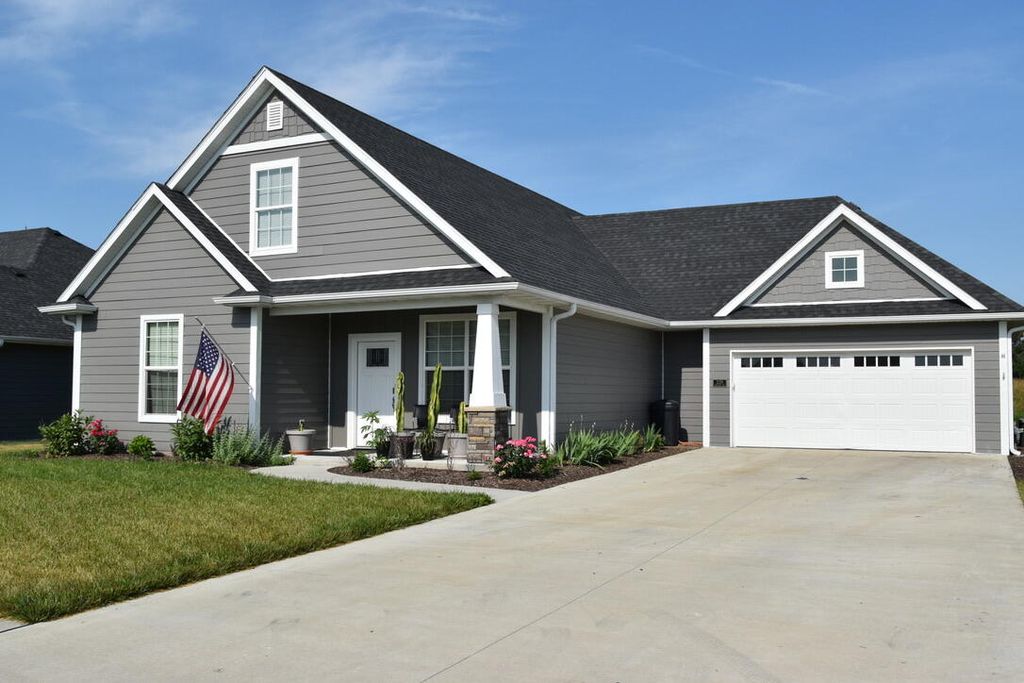 2129 McIntosh Dr, Columbia, MO 65202
