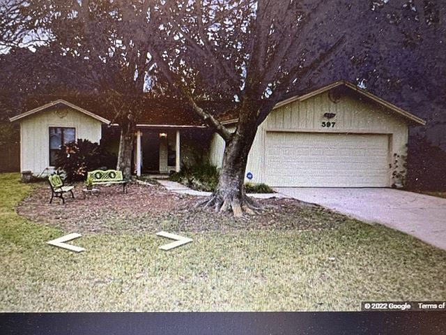 597 Benjamin Harrison St, Orange Park, FL 32073