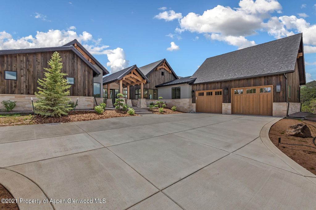 1181 Callicotte Ranch Dr, Carbondale, CO 81623