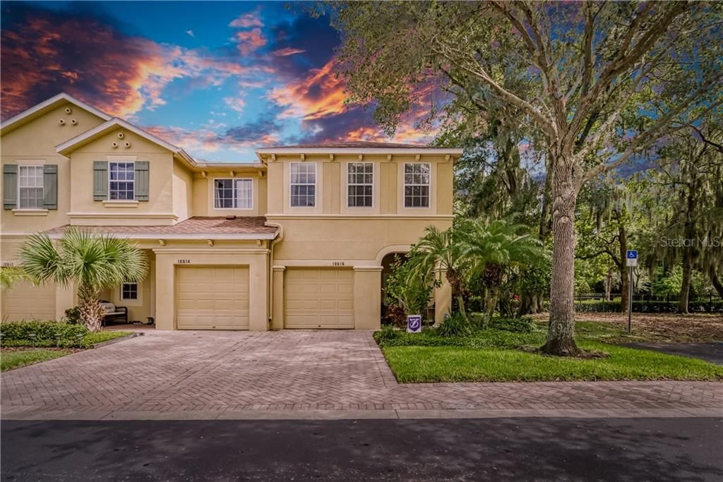 10616 Shady Falls Ct, Riverview, FL 33578