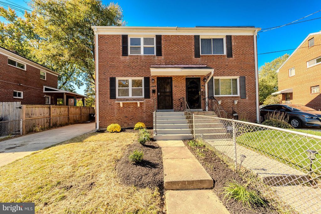 4007 Norcross St, Temple Hills, MD 20748
