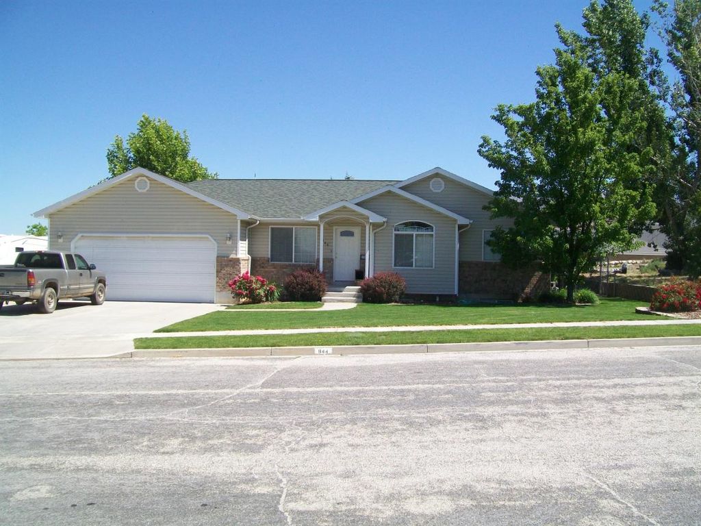 944 W 2390 S, Perry, UT 84302 Trulia