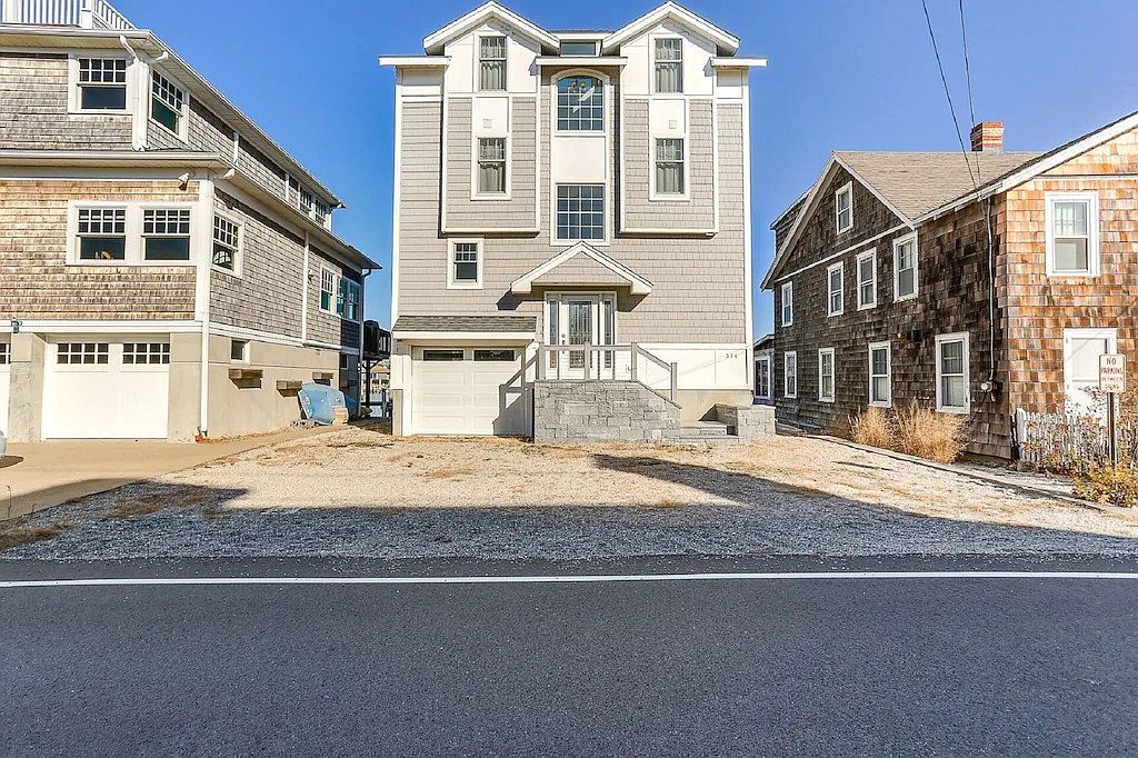 314 W Shore Ave, Groton, CT 06340 See Estimated Value