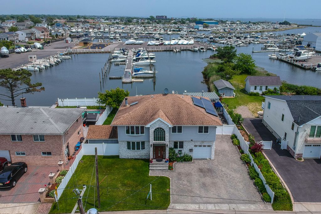 788 S Wellwood Ave, Lindenhurst, NY 11757 Trulia