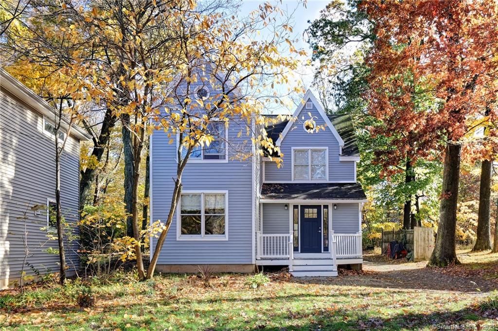 55 Oakland Ave, Farmington, CT 06032