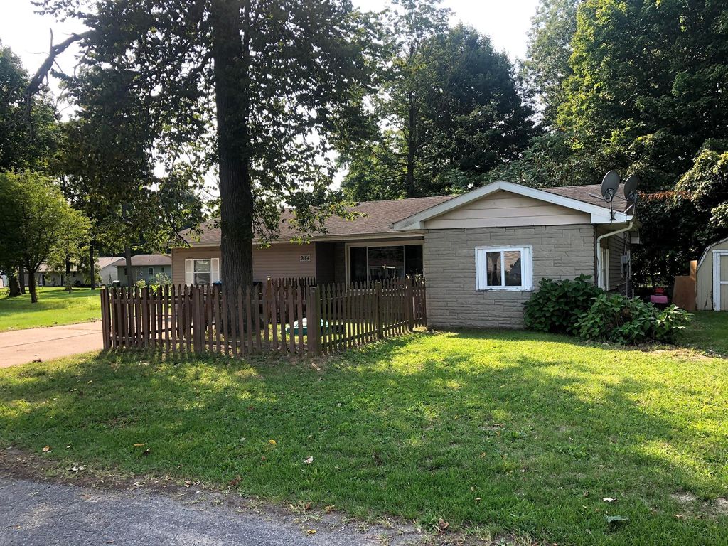 9184 3rd St, Berrien Springs, MI 49103 3 Bed, 2 Bath SingleFamily