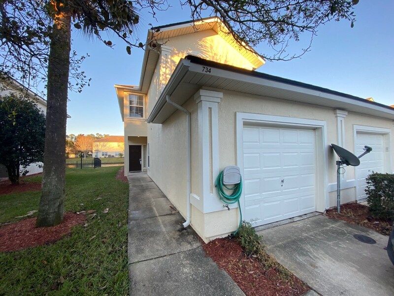 734 Middle Branch Way, Saint Johns, FL 32259