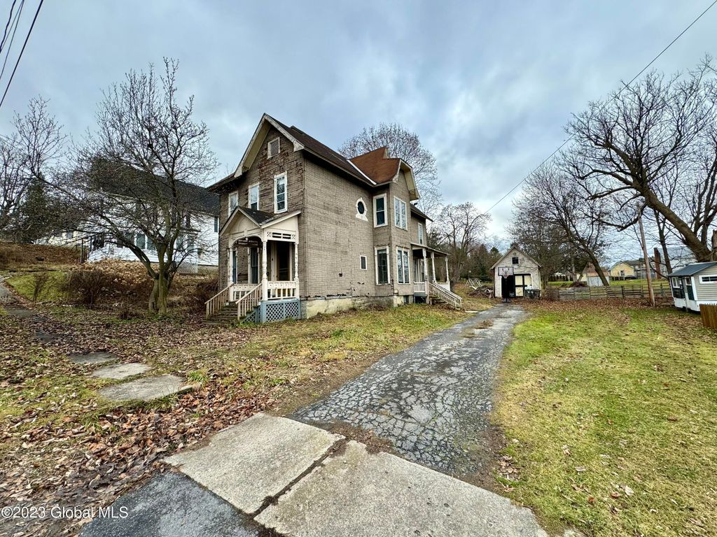 16 Upper Mohawk Street, Fultonville, NY 12072 MLS 202330060 Trulia