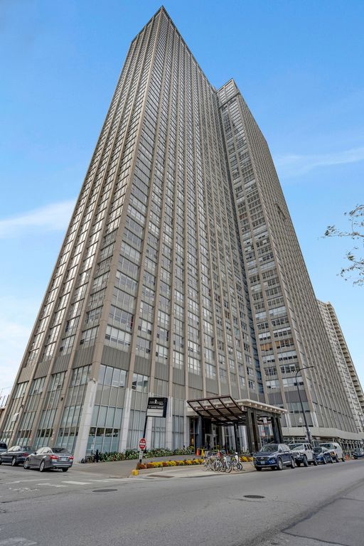 655 W Irving Park Rd #2401, Chicago, IL 60613