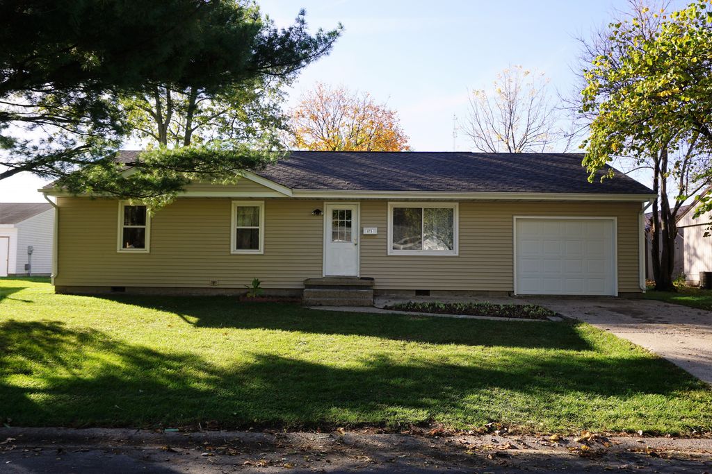 815 Beecher Dr, Tuscola, IL 61953 Trulia