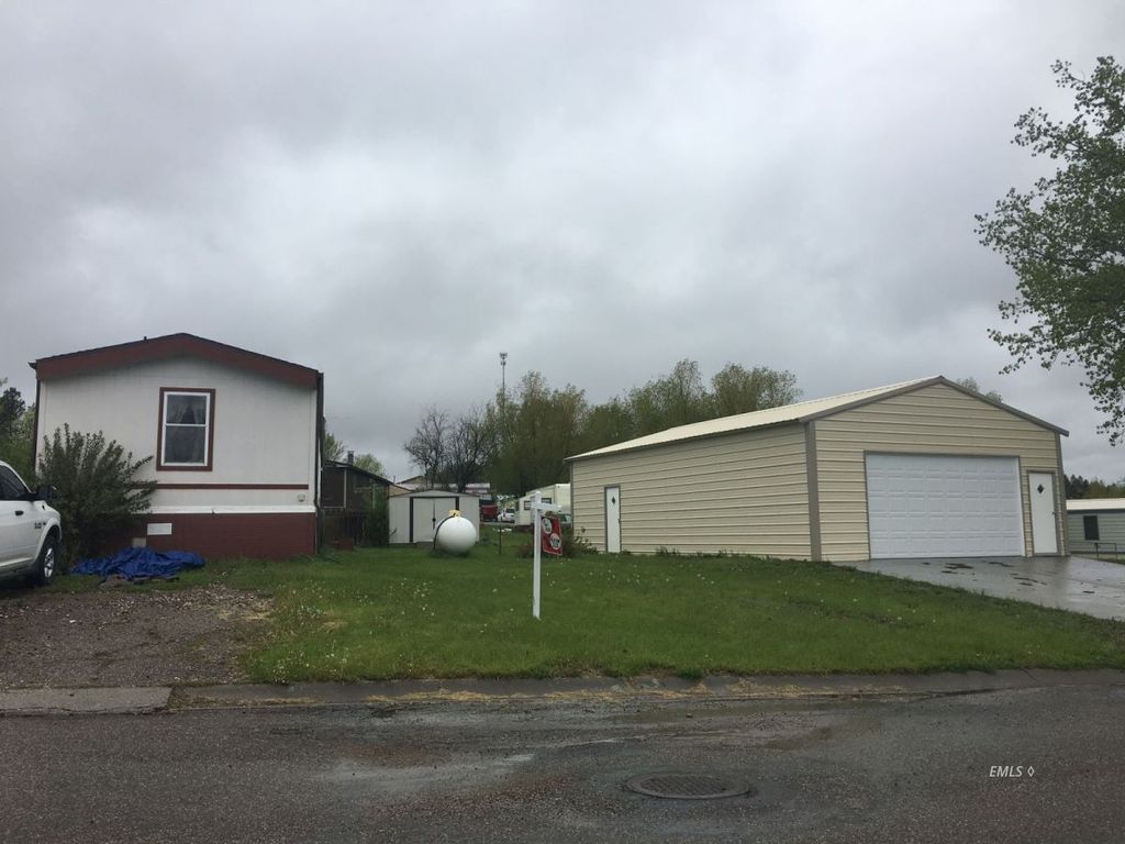 1708 Vista Dr, Colstrip, MT 59323 Trulia