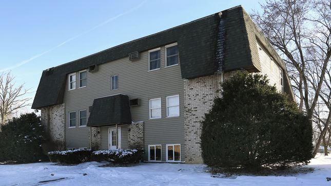 424 Wesley Ave, Elyria, OH 44035