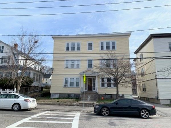 650 Metropolitan Ave #1, Hyde Park, MA 02136