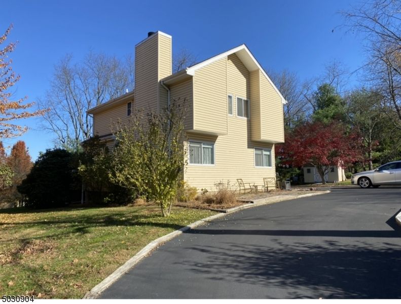 3 McIntosh Ln, Hampton, NJ 08827 3 Bed, 2 Bath SingleFamily Home