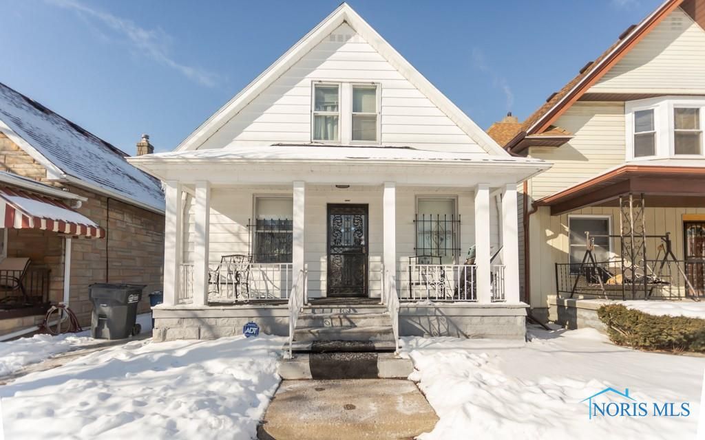 3221 Elm St, Toledo, OH 43608