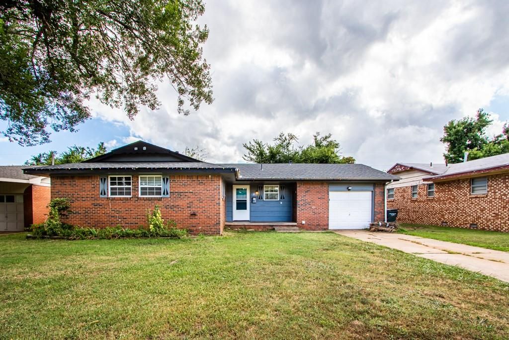 4800 Lisa Ln, Oklahoma City, OK 73115