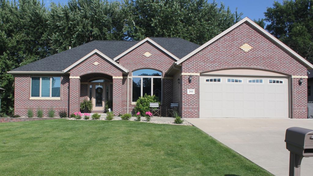 240 Emerald Meadows Dr, Arnolds Park, IA 51331 Trulia