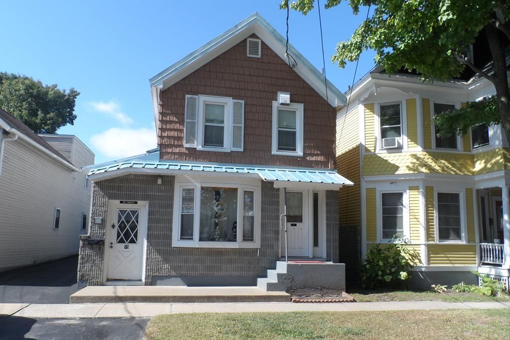 75 Champlain St, Plattsburgh, NY 12901