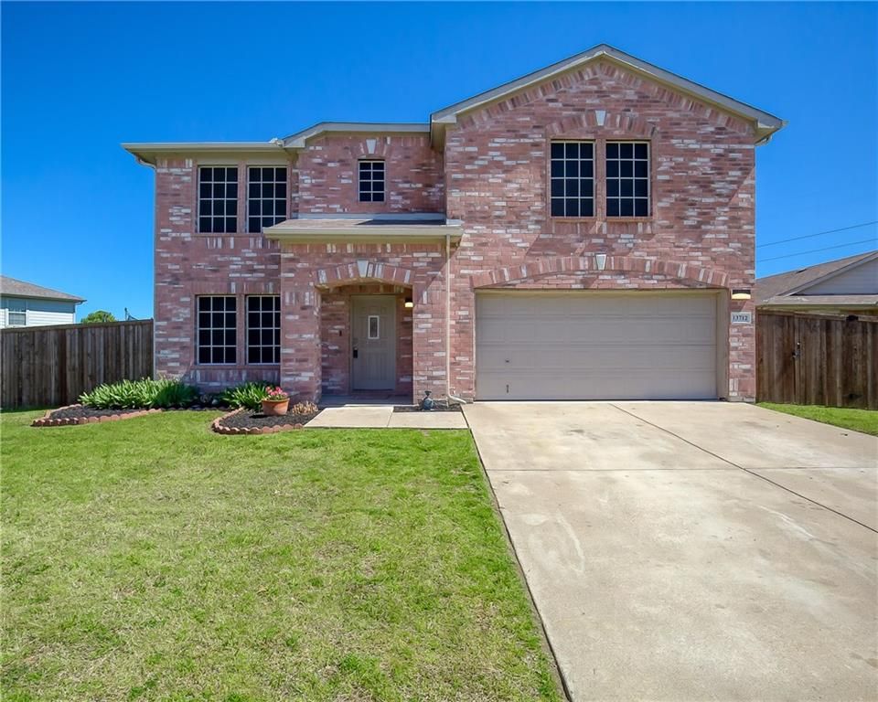 13712 Canyon Ranch Rd, Roanoke, TX 76262