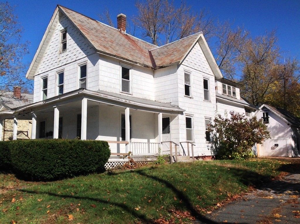 223-225 Conway St, Greenfield, MA 01301