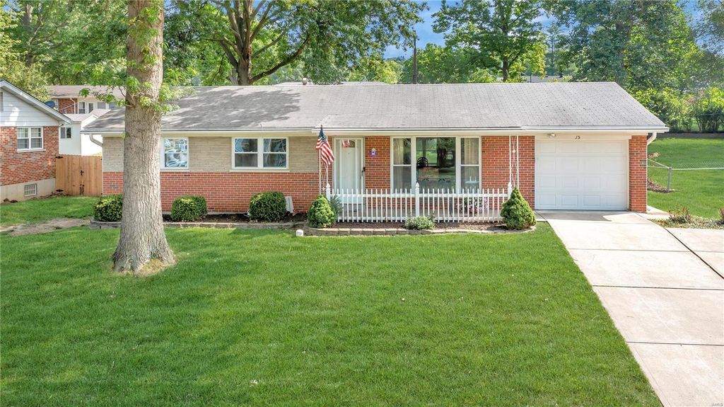 15 Fircrest Ln, Fenton, MO 63026 Trulia