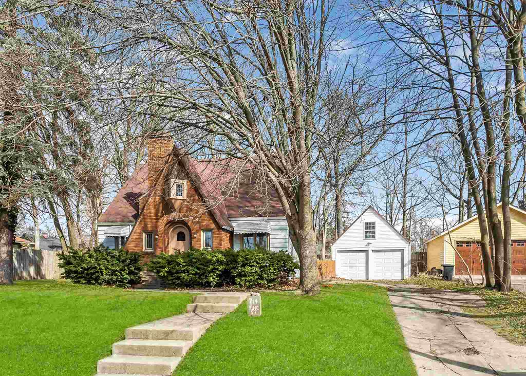 714 Vine St, West Lafayette, IN 47906 3 Bed, 2 Bath SingleFamily