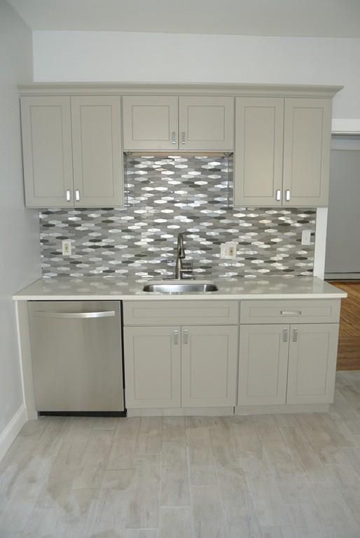 44 Quincy St #1, Dorchester, MA 02121